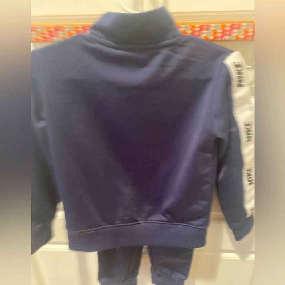 Nike Navy 2 Piece Jogging Set Size 2T